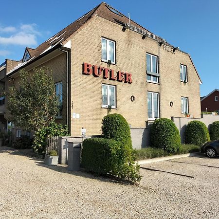 Boutique Hotel Butler Zuienkerke Bagian luar foto